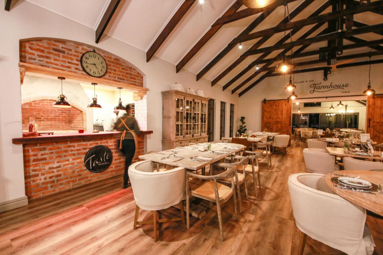 Otjiwa Safari Lodge Otjiwarongo Ngoại thất bức ảnh