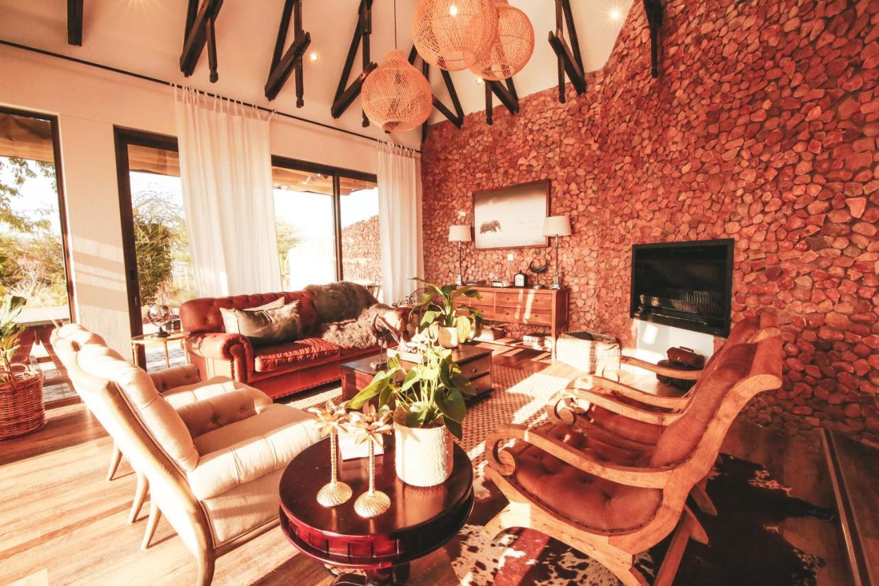 Otjiwa Safari Lodge Otjiwarongo Ngoại thất bức ảnh