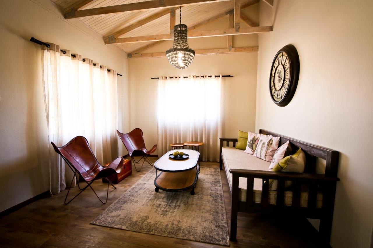 Otjiwa Safari Lodge Otjiwarongo Ngoại thất bức ảnh